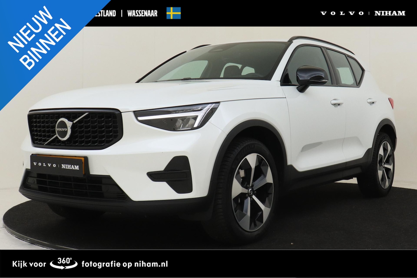Volvo XC40 - B4 (M-HYBRID) PLUS DARK -HARMAN/KARDON|CAMERA|ADAP.CRUISE|POWER-SEATS|VERW.VOORRUIT|TREKHA - AutoWereld.nl