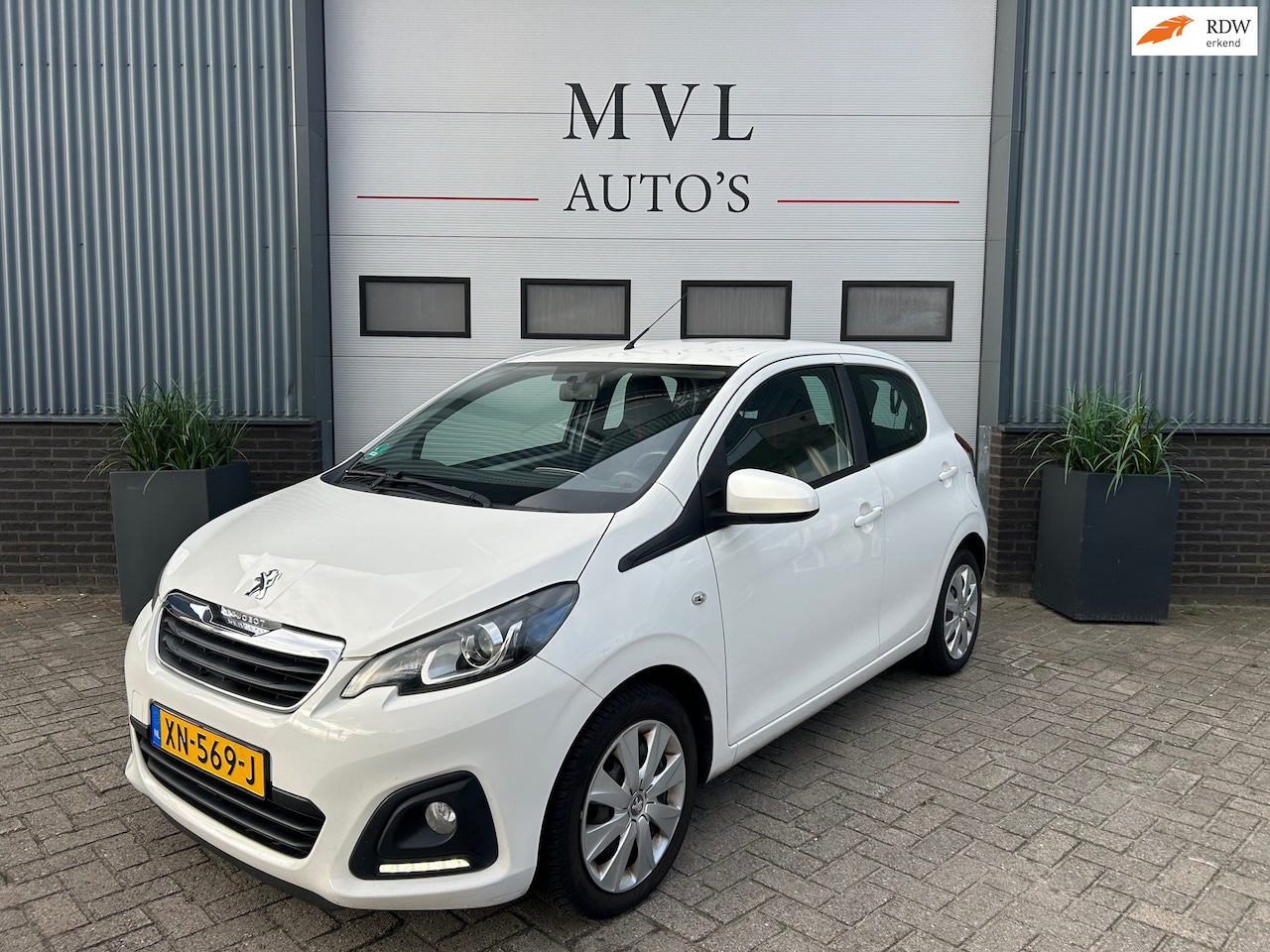 Peugeot 108 - 1.2 Puretech Active 1.2 Puretech Active - AutoWereld.nl