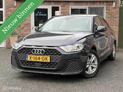 Audi A1 Sportback - 25 TFSI Pro Line|Virtueel Cockpit|Parkeersensoren Voor/Achter|Climatronic