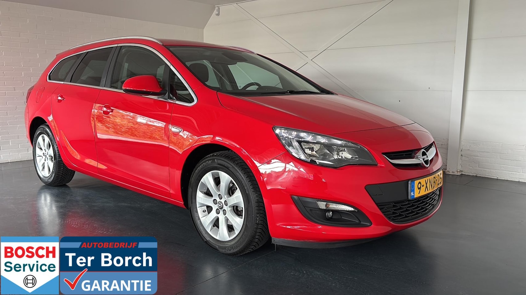 Opel Astra Sports Tourer - 1.4 Turbo Business 1.4 Turbo Business + - AutoWereld.nl