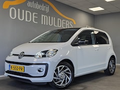 Volkswagen Up! - 1.0 high up | Stoelverwarming | Getint glas | Lederen stuurwiel |