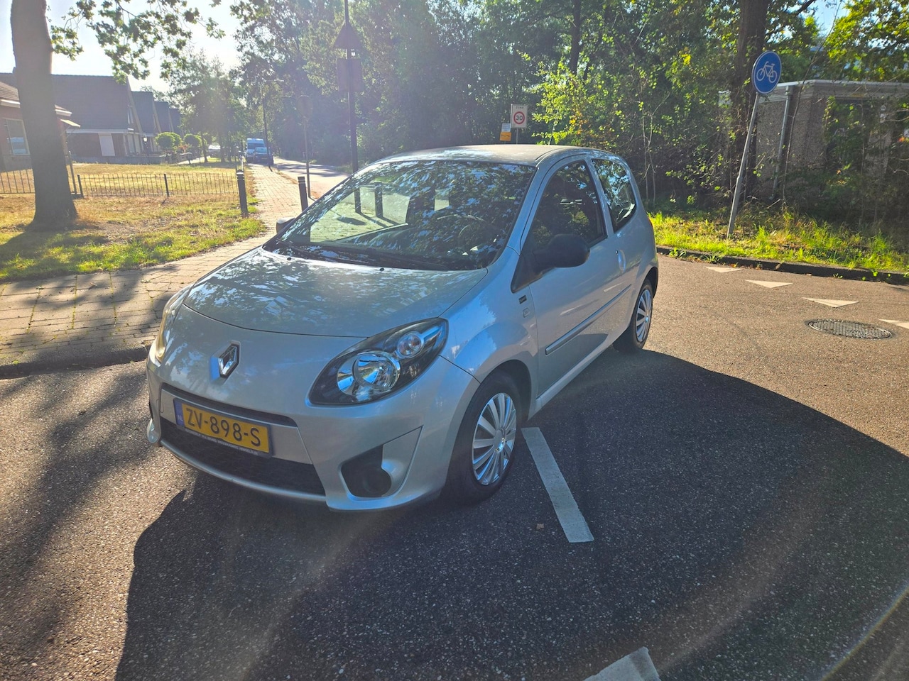 Renault Twingo - 1.2-16V Collection 1.2-16V Collection - AutoWereld.nl