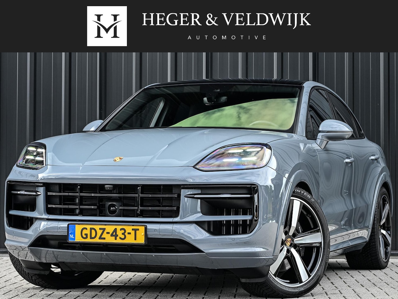 Porsche Cayenne Coupé - 3.0 E-Hybrid Sport Design | NL-Auto | Sportuitlaat | Panoramadak | 18 Wegs Memory Seats | - AutoWereld.nl