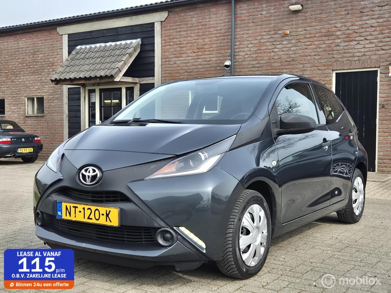 Toyota Aygo - 1.0 VVT-i x Fun I Trekhaak I Airco I CV I Cruise - AutoWereld.nl