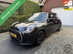 MINI Cooper - 1.5 Essential| Facelift | Navi | Bj.2021 | LED