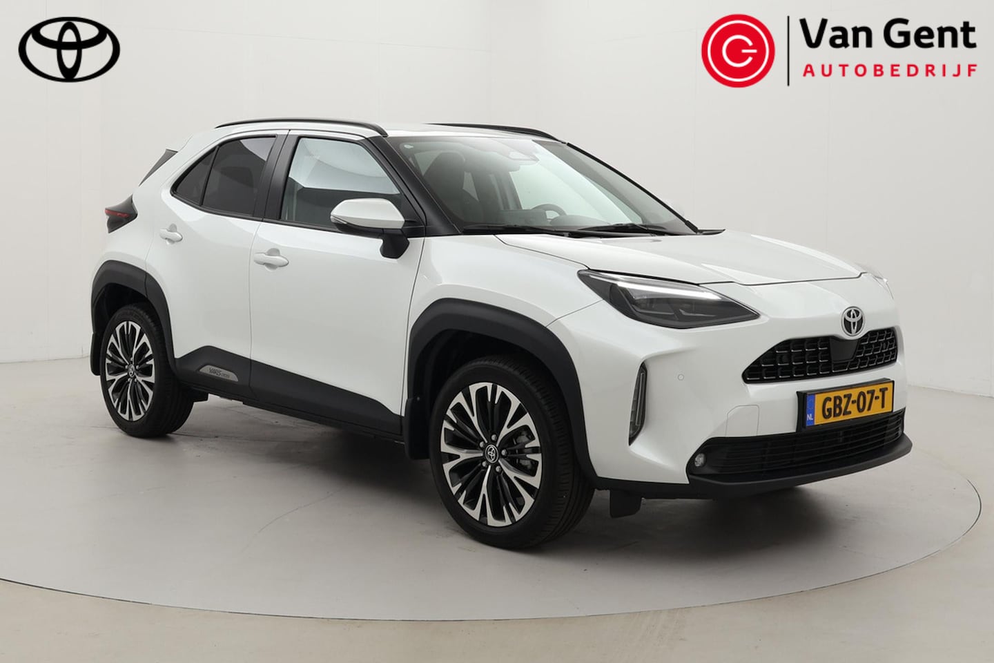 Toyota Yaris Cross - 1.5 Hybrid 130 Executive | Dodehoek detectie | Matrix LED | Stoelverwarming | Head-up disp - AutoWereld.nl