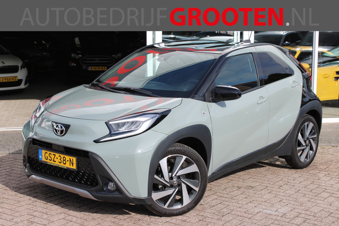 Toyota Aygo X - 1.0 VVT-i S-CVT Envy//Camera//Ecc//Automaat!! - AutoWereld.nl