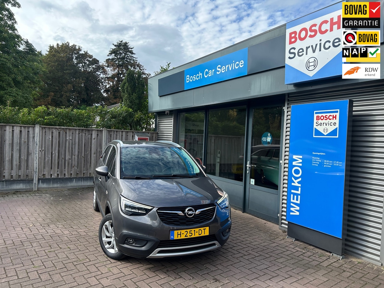Opel Crossland X - INNOVATION 1.2T (110PK) Navi, LM Velgen, - AutoWereld.nl