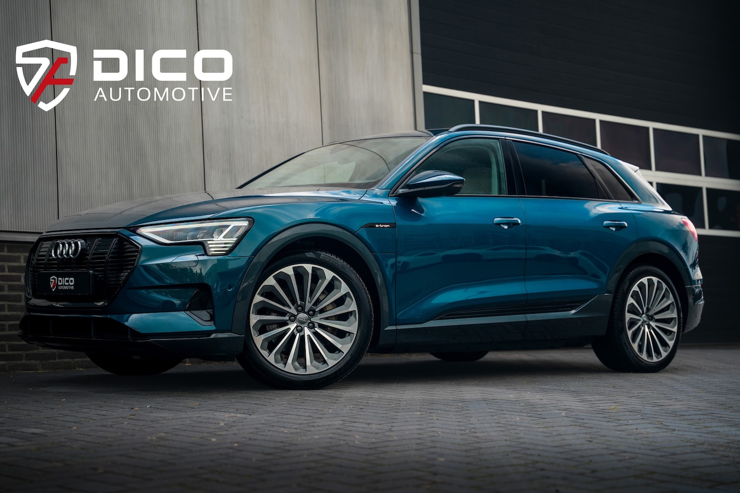 Audi e-tron - 55 Quattro 408 pk Advanced 95 kWh Audi-Design / NL-Auto/ Soft-Close/ Pano-Dak/ Matrix-Led/ - AutoWereld.nl
