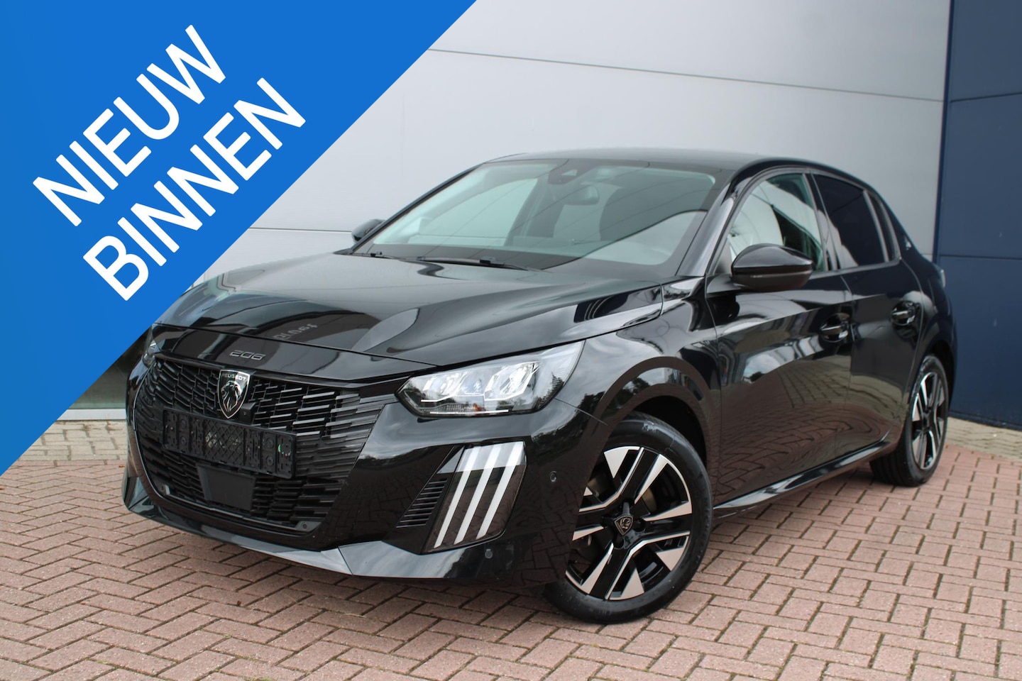 Peugeot 208 - 1.2 PureTech 100 Allure Airco 360 Camera Carplay Stoelverwarming - AutoWereld.nl
