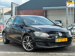 Volkswagen Golf - 1.6 TDI Comfortline BlueMotion | Trekhaak | Navigatie | 18” LMV |