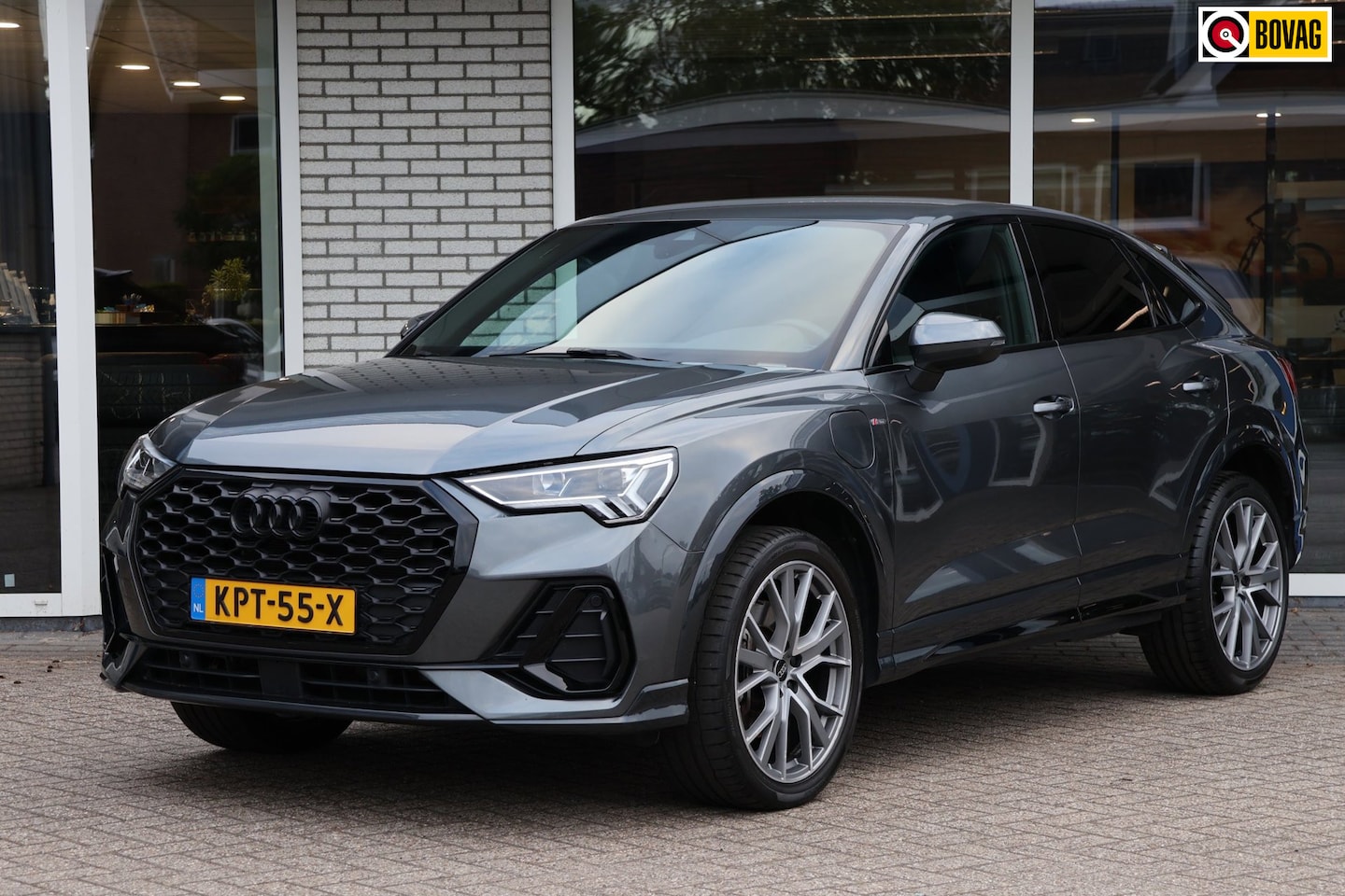 Audi Q3 Sportback - 45 TFSI Hybrid SOH 100%S-Line App-connect Navigatie - AutoWereld.nl