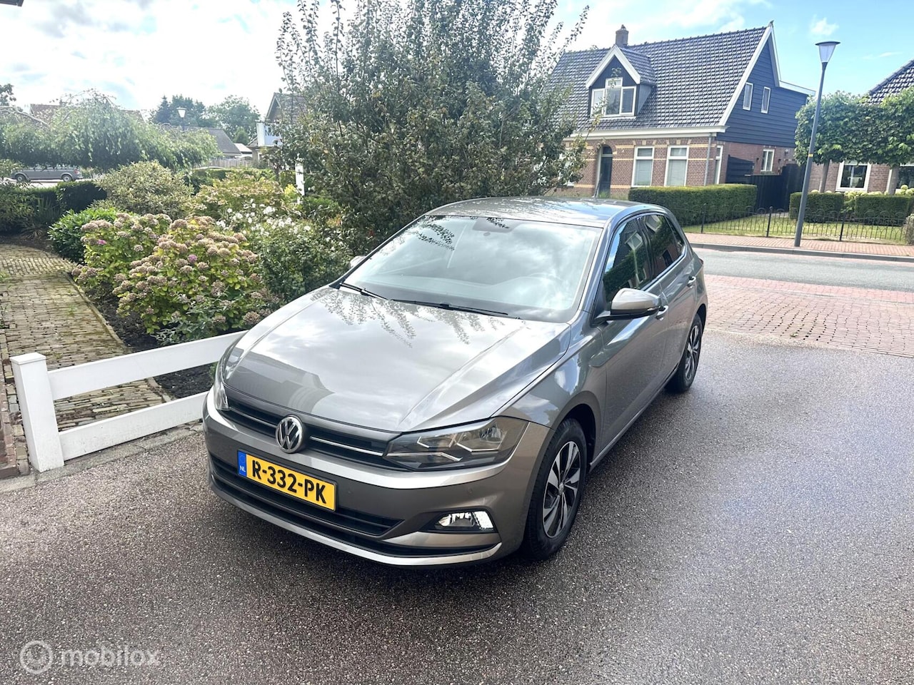 Volkswagen Polo - 1.0 TSI 95PK Comfortline AIRCO BLUETOOTH STOELVERWARMING CRUISE CONTROLE PARKEESENSOREN NE - AutoWereld.nl