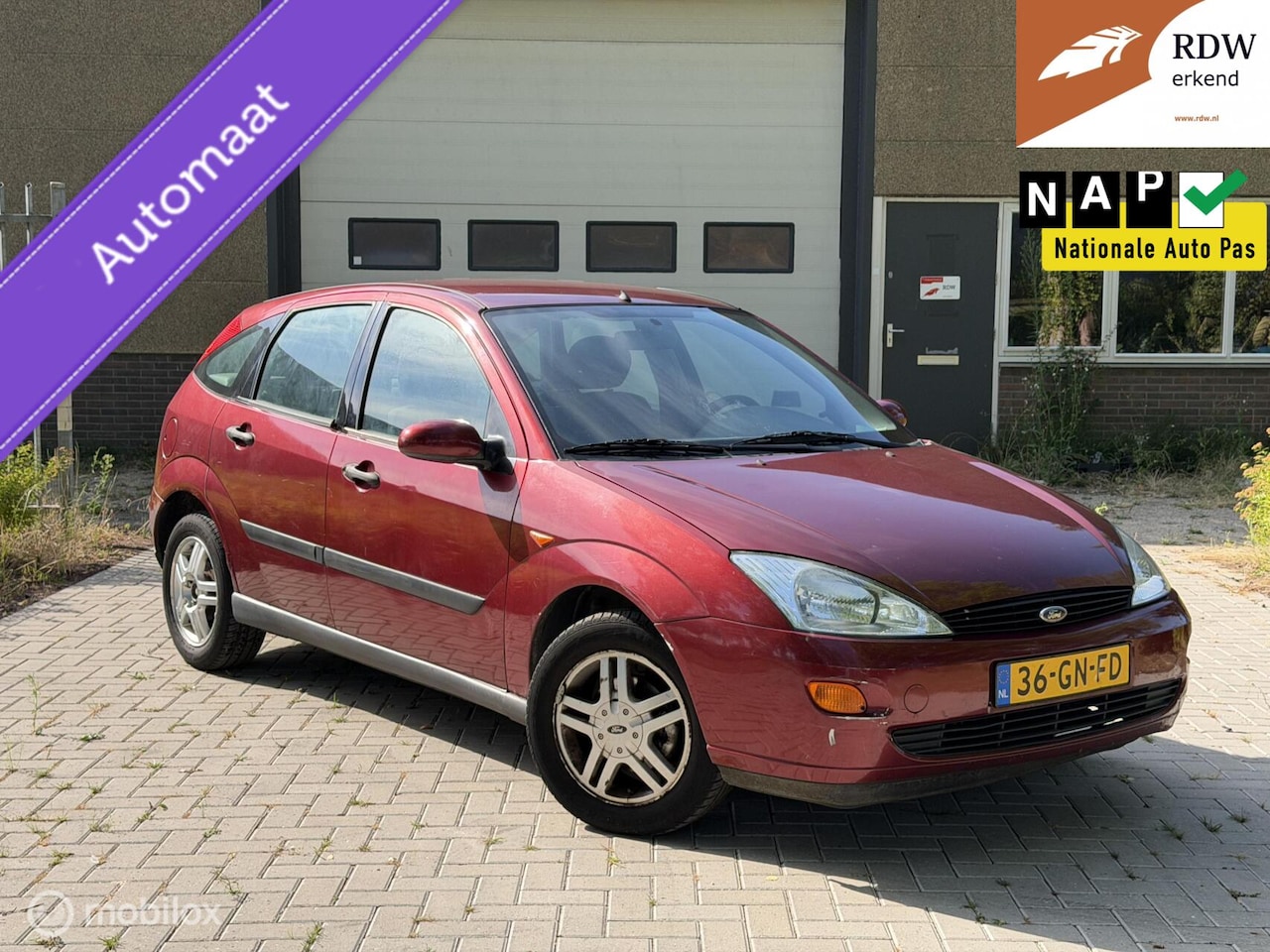 Ford Focus - 1.6-16V Ambiente Automaat - AutoWereld.nl