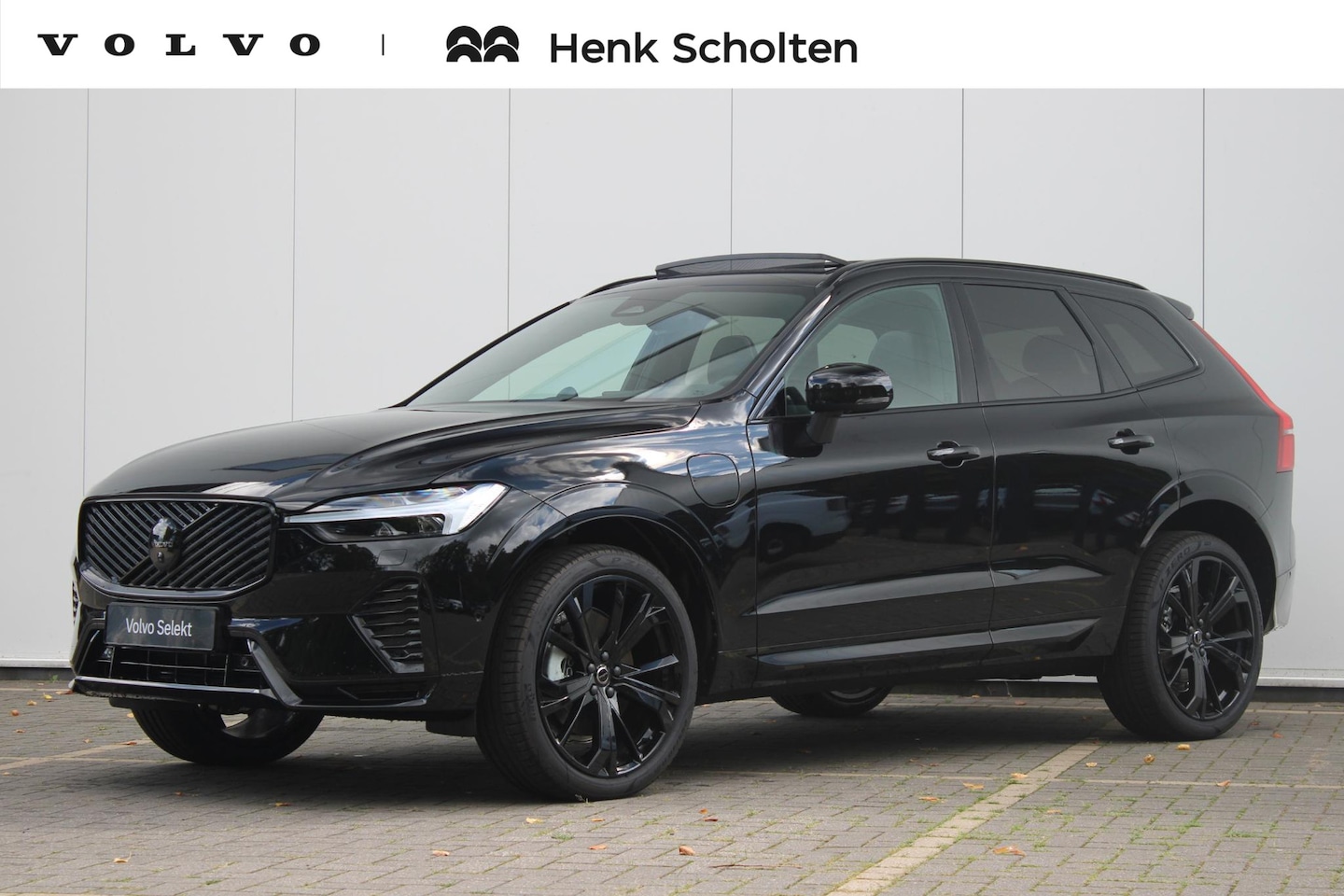 Volvo XC60 - T8 Plug-in hybrid AWD Ultra Black Edition | Luchtvering | Nappa Leder incl. massagefunctie - AutoWereld.nl