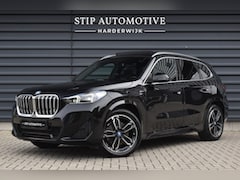 BMW X1 - xDrive30e M Sport | Pano | Trekhaak | Harman/Kardon | Massage | ACC | Head-Up | Memory | S