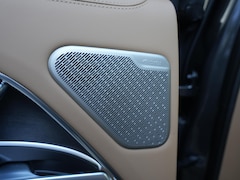 Land Rover Range Rover - P550e Autobiography PHEV | Towing Pack | Comfort Pack | Shadow Pack |
