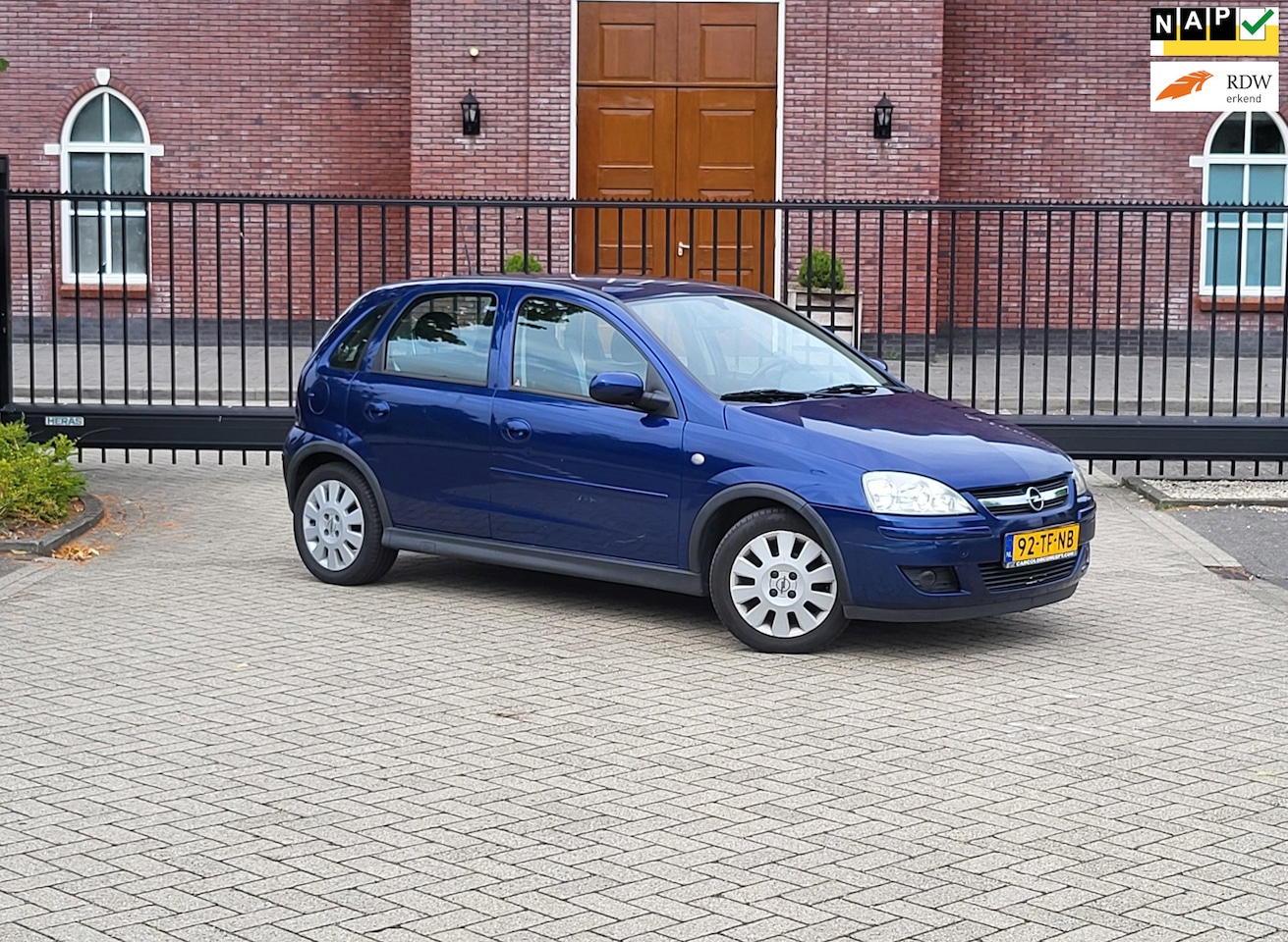 Opel Corsa - 1.2-16V Silverline / Airco / Nap / 5 Drs / Nieuwe Apk / Elektrische ramen - AutoWereld.nl