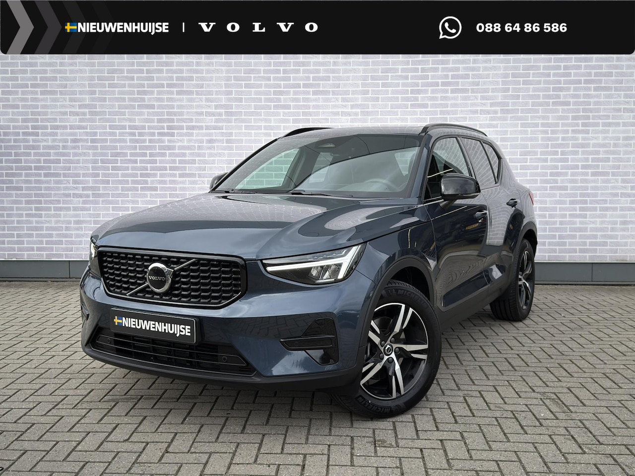 Volvo XC40 - 2.0 B4 Plus Dark | Schuif-/Kanteldak | Adaptieve Cruise Control | BLIS | Nubuck Bekleding - AutoWereld.nl
