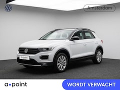 Volkswagen T-Roc - 1.5 TSI Sport 150PK | Automaat (DSG) | Digitaal dashboard | Stoelverwarming | Camera