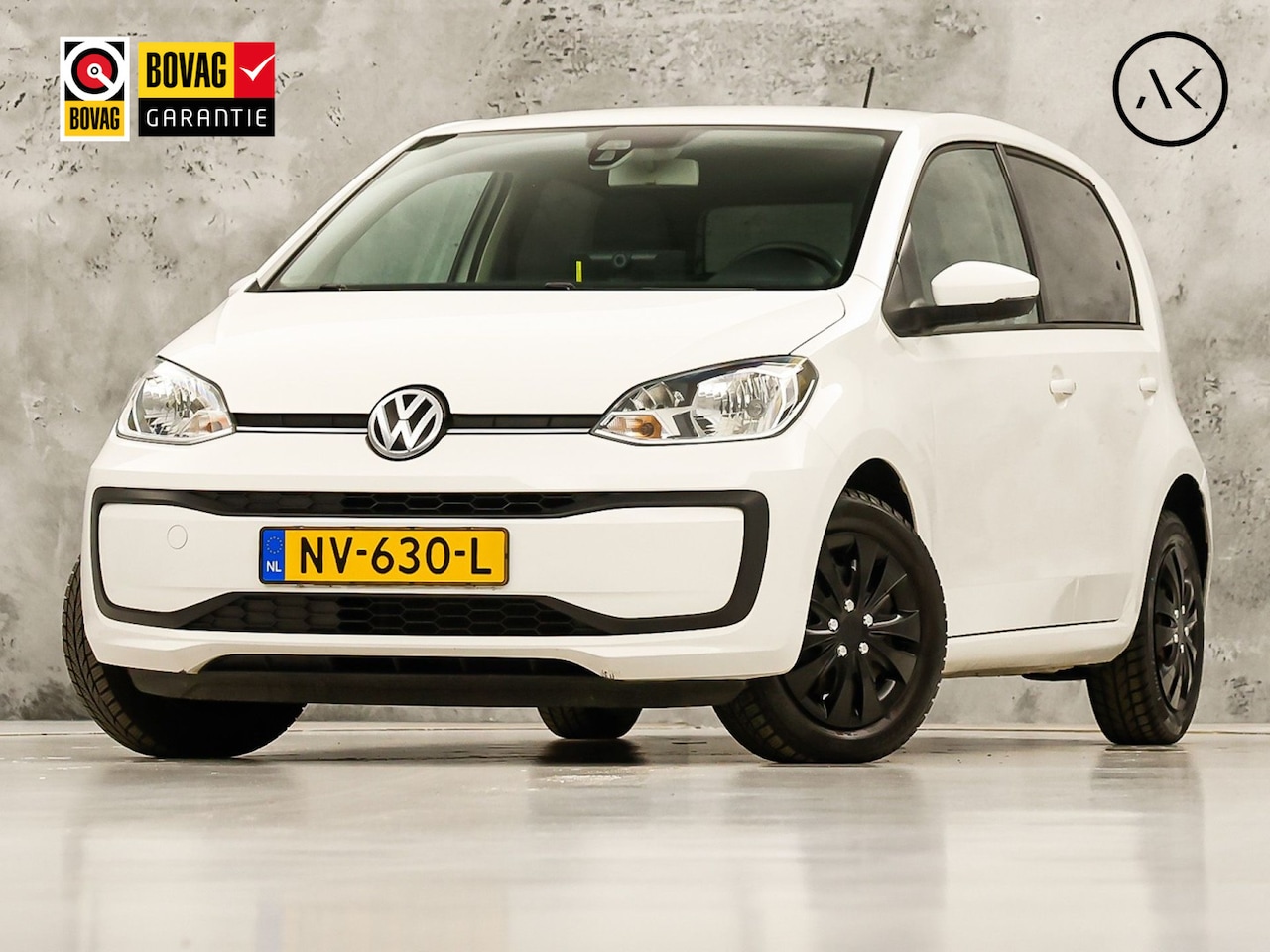 Volkswagen Up! - 1.0 BMT Sport up! (NAVIGATIE, APPLE CARPLAY, GETINT GLAS, SPORTSTOELEN, ELEK RAMEN, NIEUWE - AutoWereld.nl