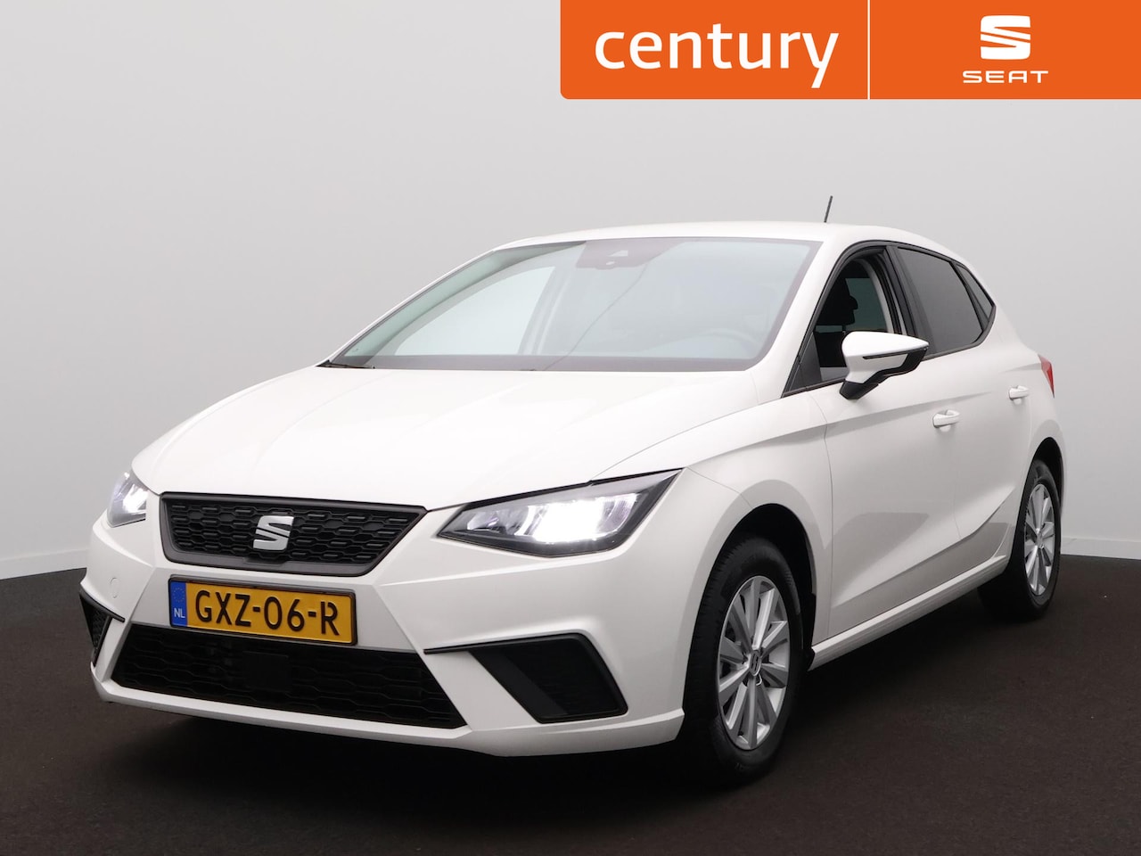 SEAT Ibiza - 1.0 EcoTSI Style Plus Apple Car-play - Cruise - Airco - l.m. velgen - AutoWereld.nl
