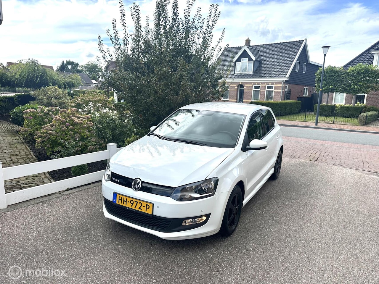 Volkswagen Polo - 1.0 95PK BlueMotion Edition NAVIGATIE CARPLAY AIRCO CRUISE CONTROLE PARKEERSENSOREN COMPLE - AutoWereld.nl