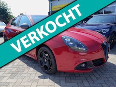 Alfa Romeo Giulietta - 1.4 Turbo Sprint - Navigatie - Leder - Trekhaak