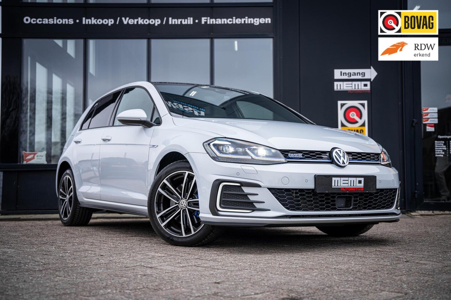 Volkswagen Golf - 1.4 TSI GTE*VIRTUAL*CAMERA*TREKHAAK*KEYLESS* - AutoWereld.nl