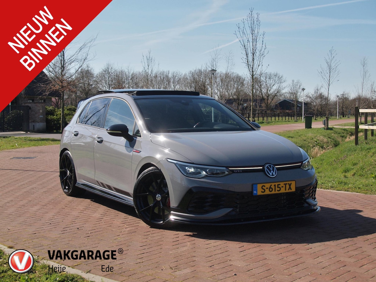 Volkswagen Golf - 2.0 TSI GTI Clubsport | 300PK | Panoramadak | Camera | Sfeerverlichting | Milltek uitlaat - AutoWereld.nl