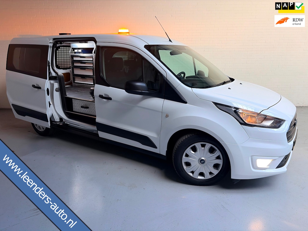 Ford Transit Connect - Automaat Servicewagen 1.5 EcoBlue 100pk euro6 L2 Trend, V230 omvormer, Inrichting, Trekhaa - AutoWereld.nl