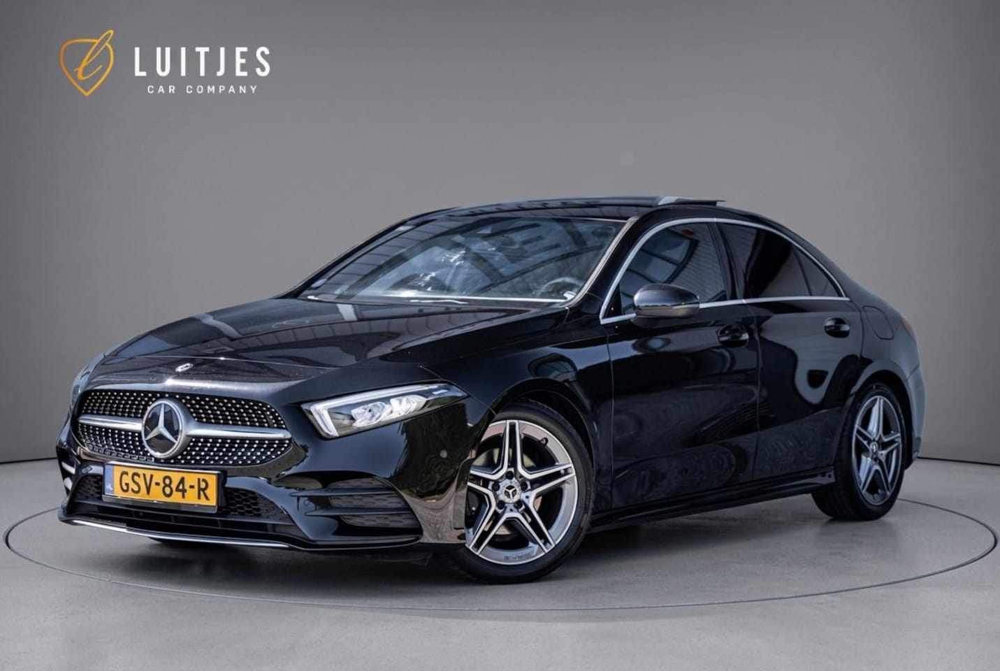 Mercedes-Benz A-klasse - 200 AMG Launch Edition |Pano-dak|Sfeerverl.|Camera|Dealer-onderhouden - AutoWereld.nl