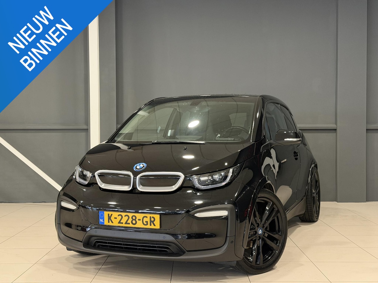 BMW i3 - Dark Shadow Edition 120Ah 42 kWh Dark Shadow Edition 120Ah 42 kWh - AutoWereld.nl
