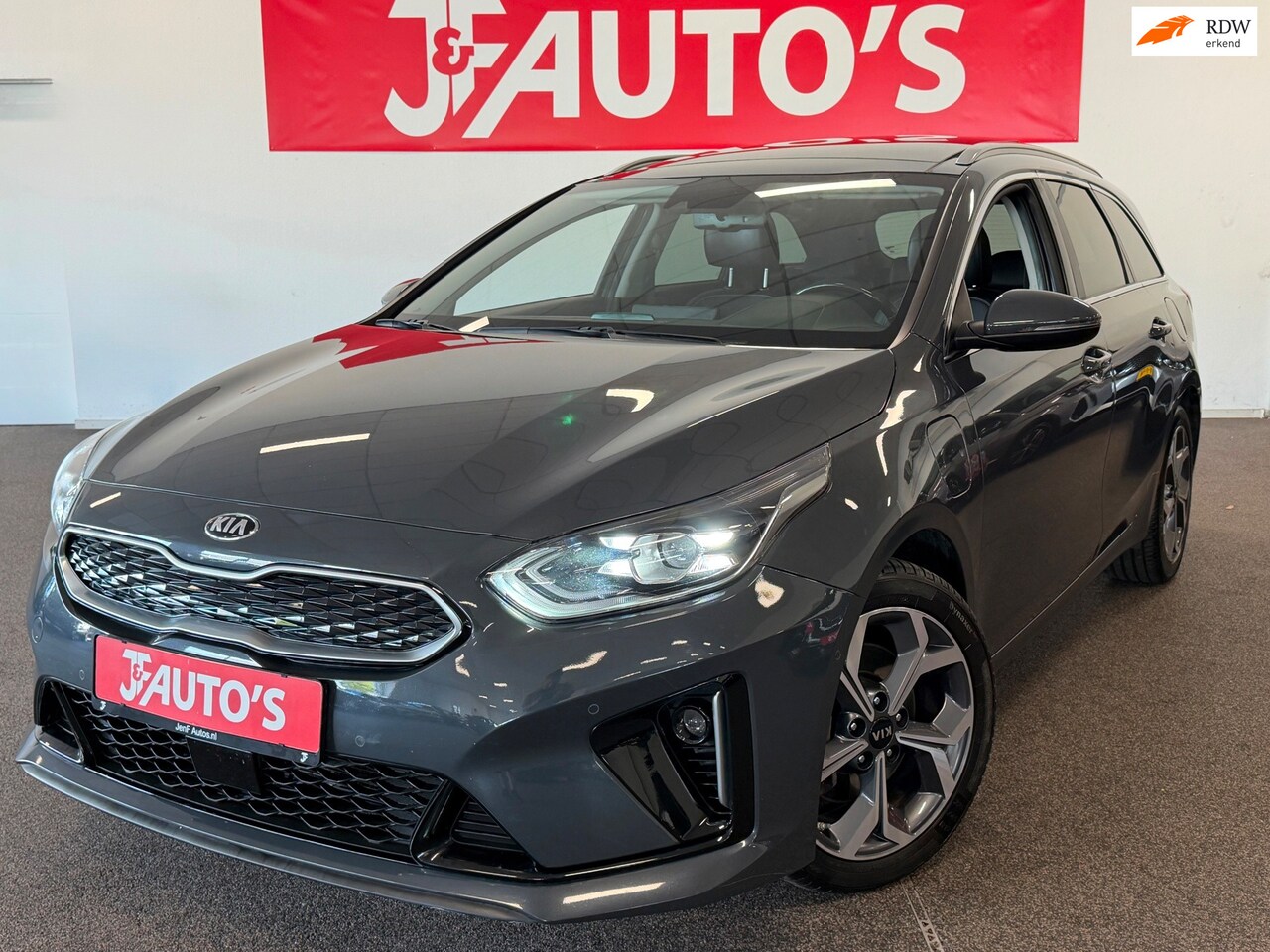 Kia Cee'd Sportswagon - Ceed 1.6 GDI PHEV EXECUTIVE, PANORAMADAK, LEER, NAVIGATIE, LED, CRUISE - AutoWereld.nl