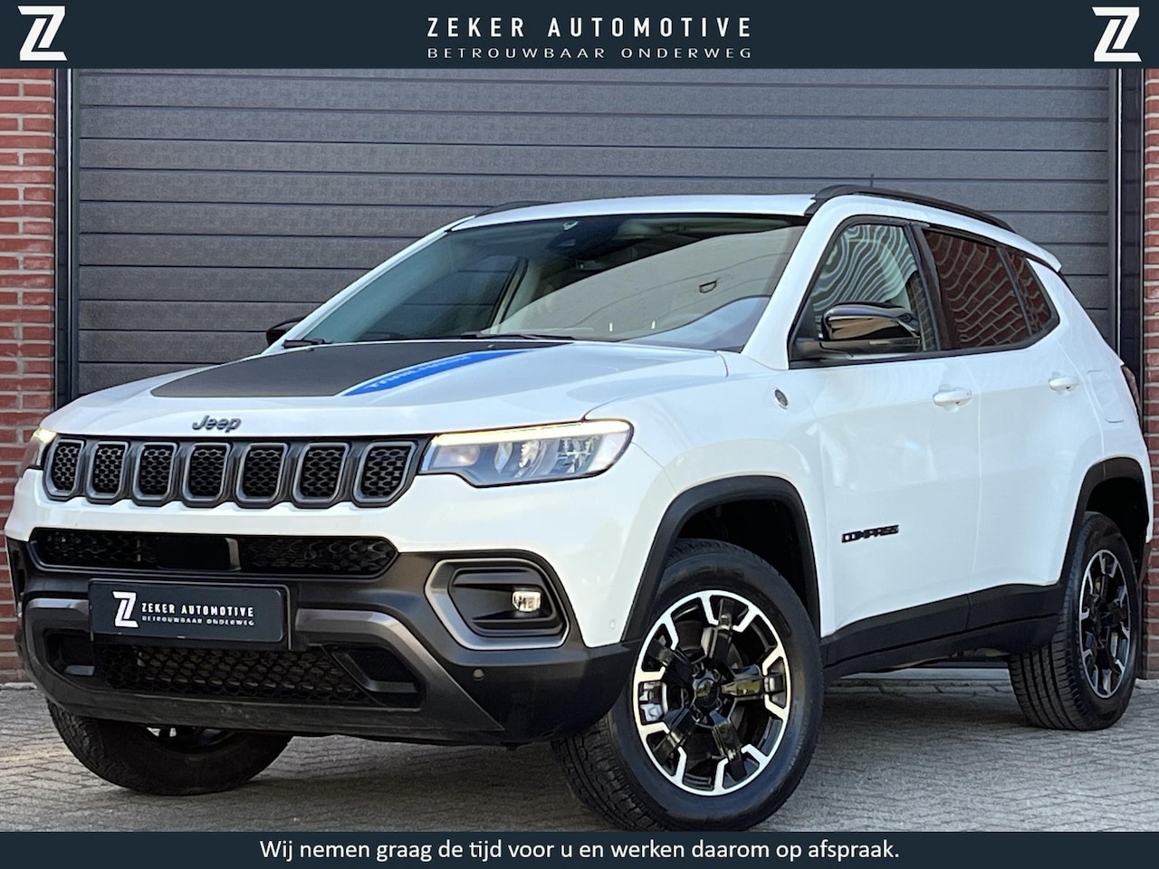 Jeep Compass - 1.3T PHEV 4XE, Elektrische achterklep, Panoramisch schuifdak, Half leder, Keyless, Camera - AutoWereld.nl