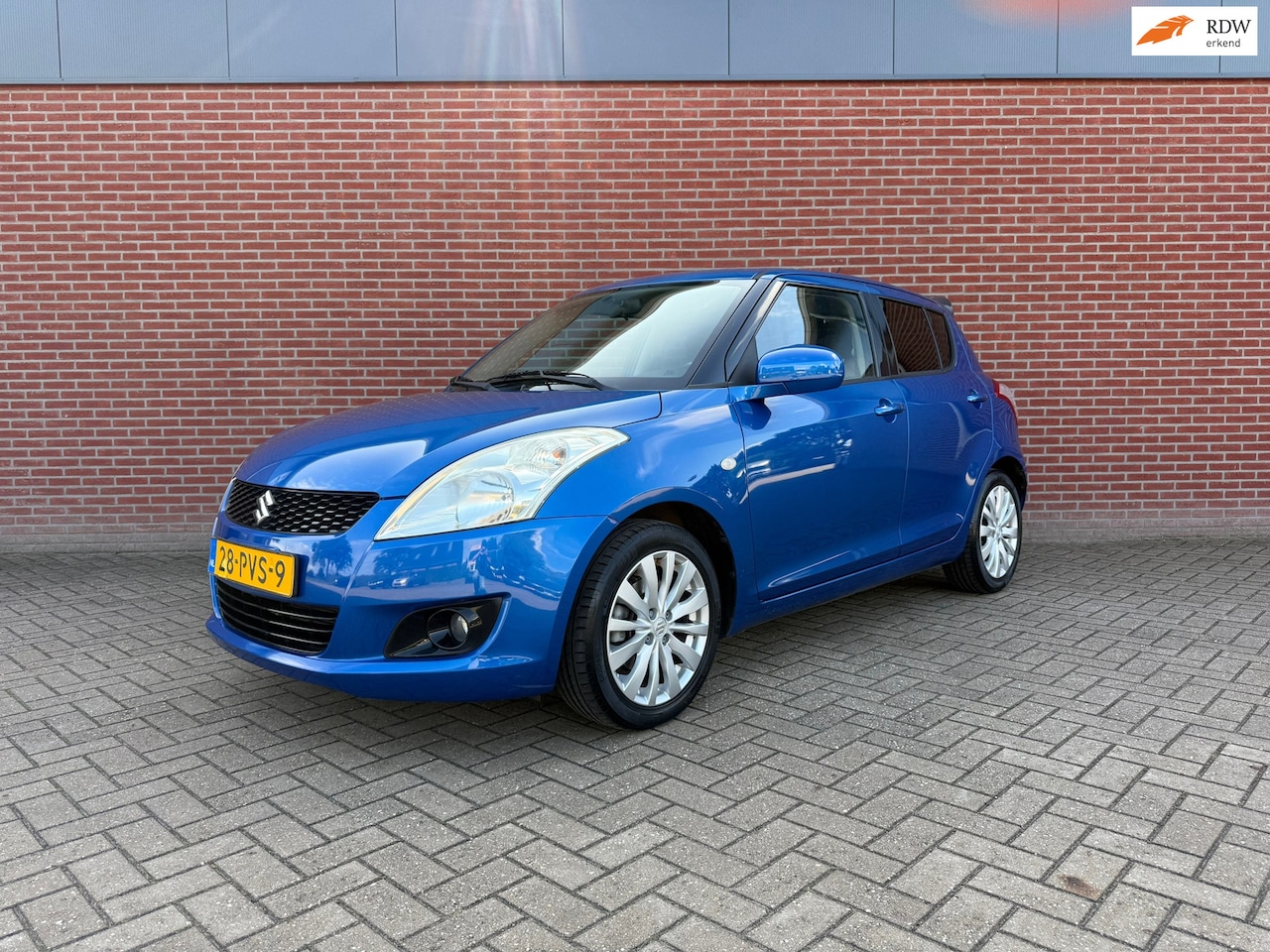 Suzuki Swift - 1.2 Exclusive EASSS / Nap / Airco / Cruise control / Stoelverwarming - AutoWereld.nl