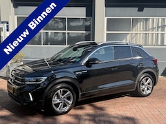 Volkswagen T-Roc - 1.5 TSI R-Line Edition Edition | IQ Light | Trekhaak | Camera | ACC | Ergo-active 2025 km