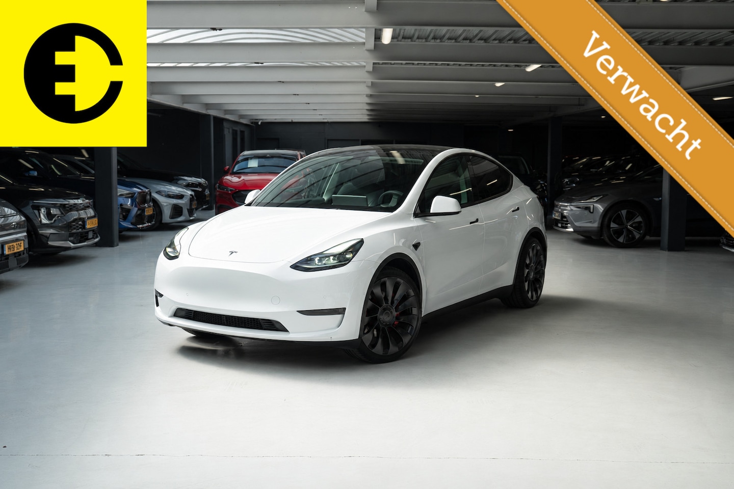 Tesla Model Y - Performance AWD 75 kWh | binnen 4 weken verwacht - AutoWereld.nl