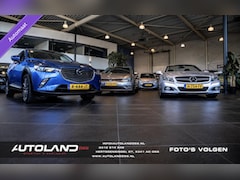 Mercedes-Benz E-klasse - E200 Automaat AMG Cruise Led Camera Pdc 19 Facelift Model Origineel NL Auto Perfecte Staat