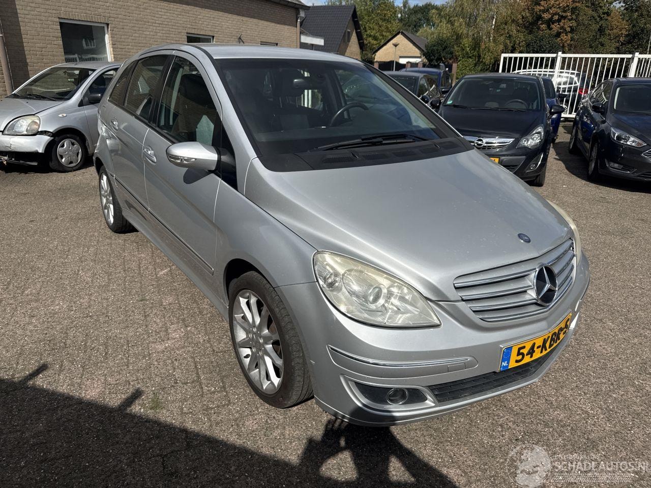 Mercedes-Benz B-klasse - 170 170 - AutoWereld.nl