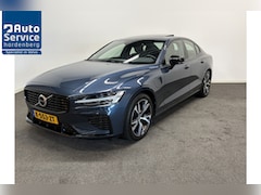 Volvo S60 - 2.0 Recharge T6 PHEV AWD R-Design Pano/ Adapt. Cruise/ Stuur en Stoelverw./ Navi/ LMV