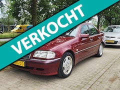 Mercedes-Benz C-klasse - 180 Sport*Leder*Airco*Nieuwe APK