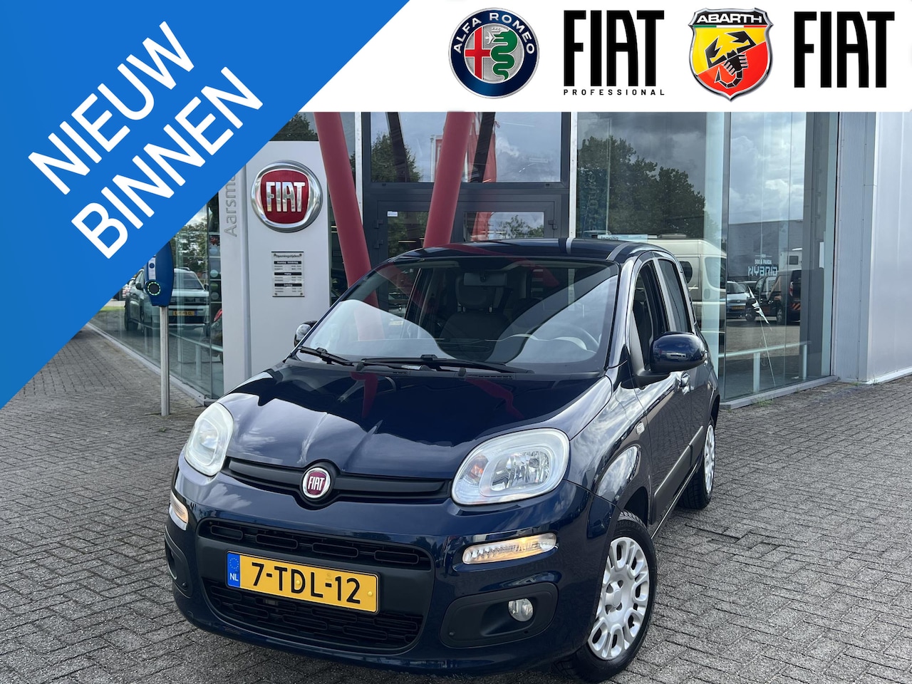 Fiat Panda - 0.9 TwinAir Lounge | Airco | Bluetooth | Mistlampen | Getinte ramen - AutoWereld.nl