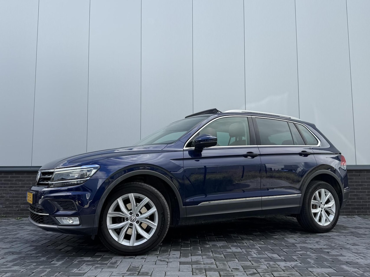 Volkswagen Tiguan - 2.0 TDI 4Motion Highline 2.0 TDI 4Motion Highline - AutoWereld.nl