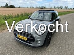 MINI 3-Deurs - 1.5 Cooper Pepper SB Panoramadak Keyless Enz