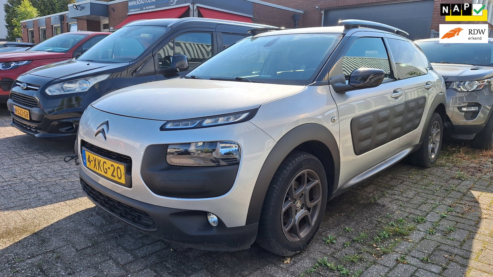 Citroën C4 Cactus - 1.2 e-VTi Shine 1.2 e-VTi Shine (motor no ok export only) - AutoWereld.nl