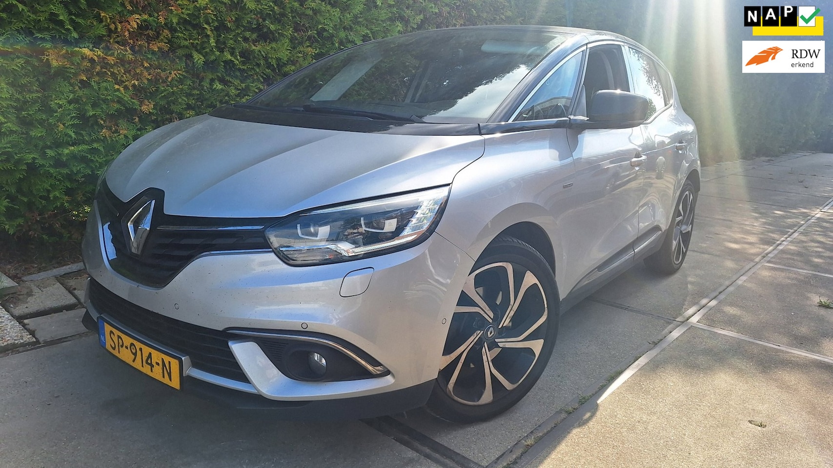 Renault Grand Scénic - 1.5 dCi Bose 1.5 dCi Bose - AutoWereld.nl