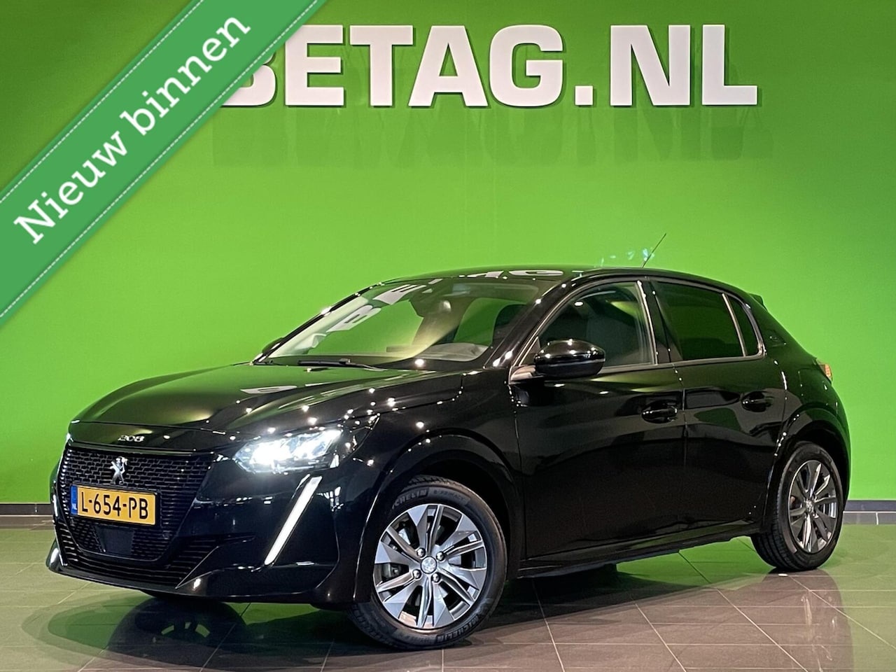 Peugeot e-208 - EV Allure Pack 50 kWh | Camera | Climate Control | - AutoWereld.nl