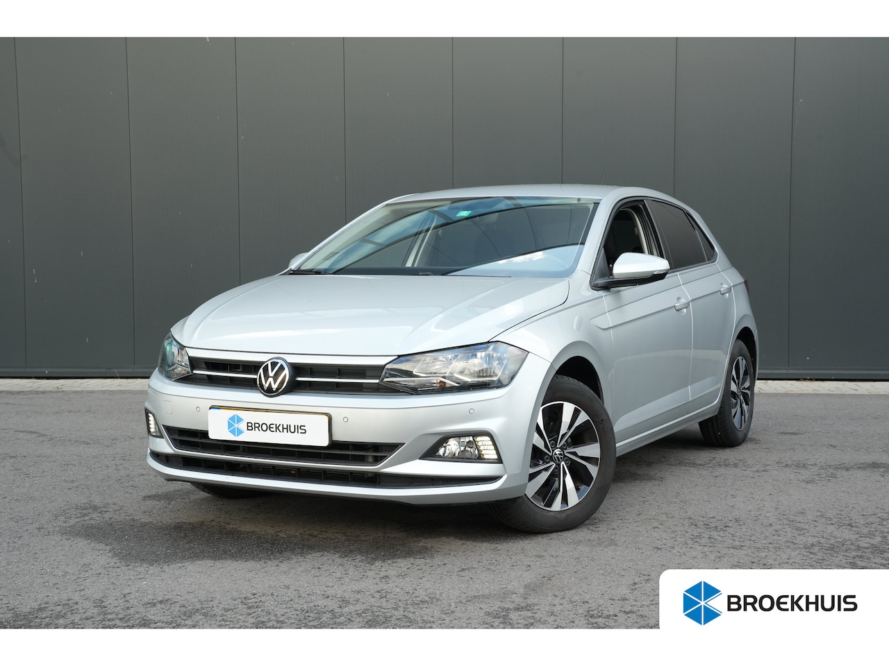 Volkswagen Polo - 1.0 TSI 95pk Comfortline | Camera | Climate Control | Adaptive Cruise | 15" - AutoWereld.nl