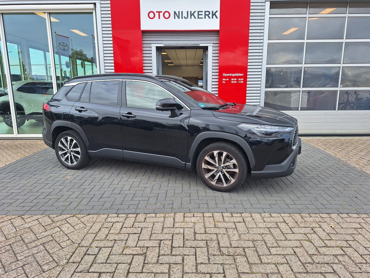Toyota Corolla Cross - Hybrid 200 Executive - AutoWereld.nl